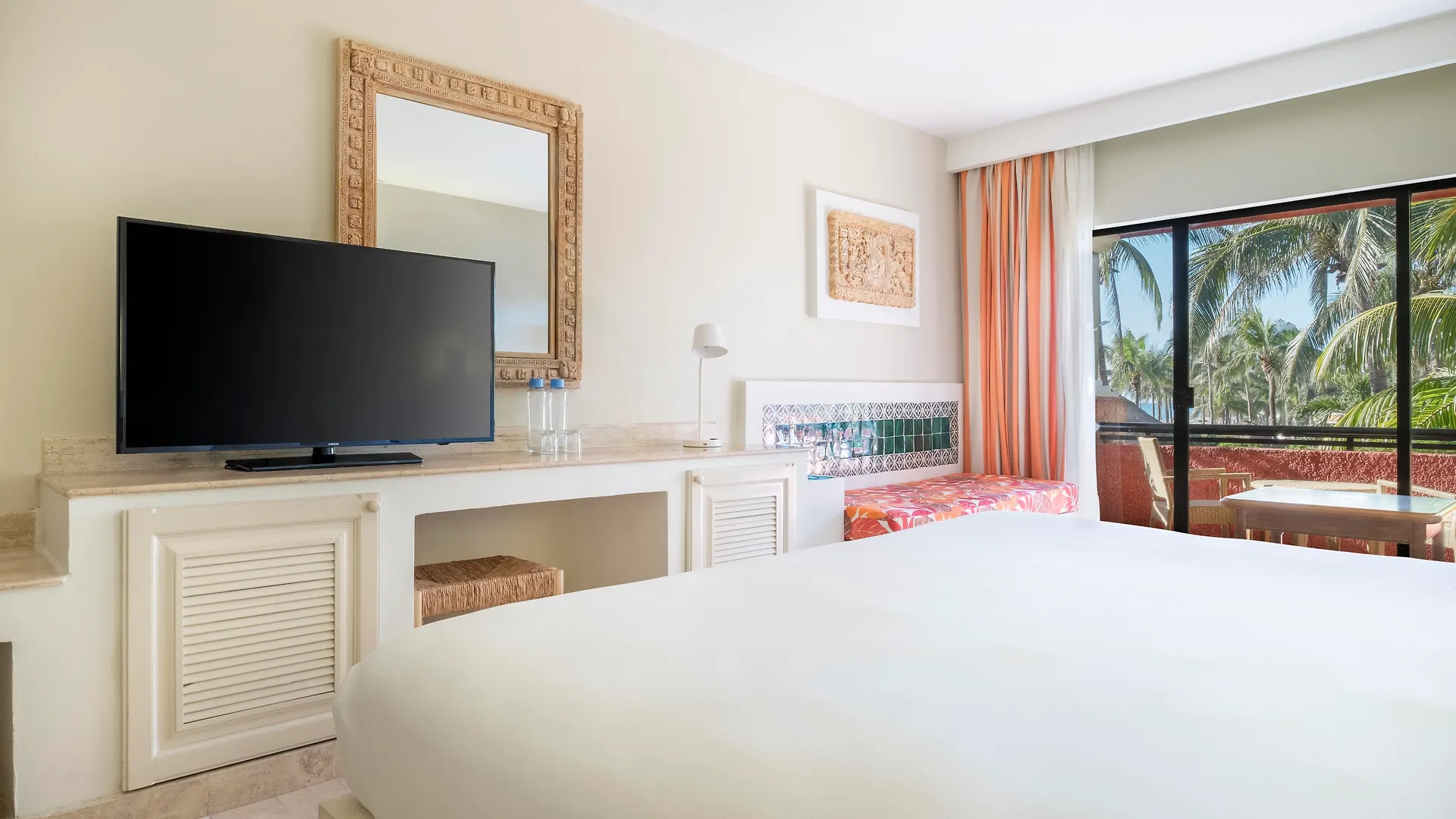 ホテル Iberostar Waves Quetzal プレヤデルカーメン リゾート