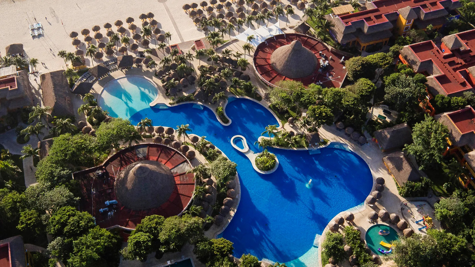 リゾート ホテル Iberostar Waves Quetzal プレヤデルカーメン