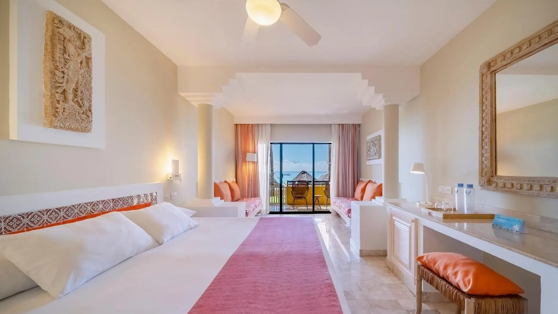 ホテル Iberostar Waves Quetzal プレヤデルカーメン