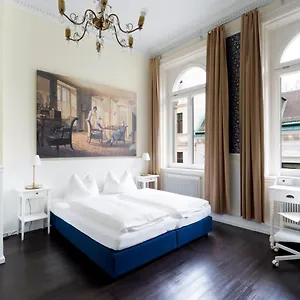 Boutique Columbia 3* Wenen